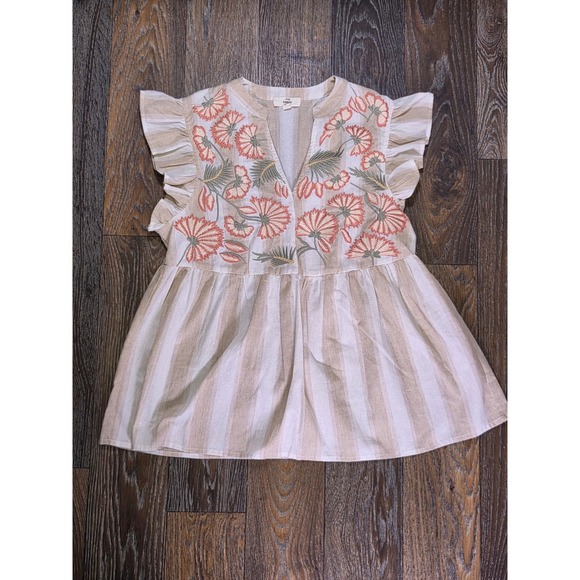 entro Tops - Entro Womens Small Tan White  Floral Embroidered Ruffle Babydoll Top Blouse